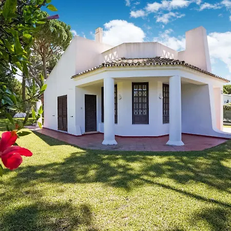 Lovely Villa In Vilamoura With Private Pool