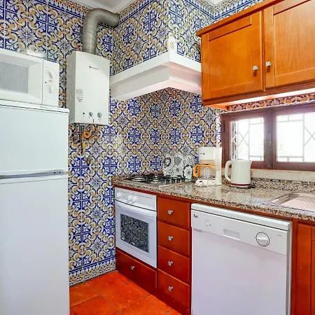 Lovely Villa In Vilamoura With Private Pool Villa *